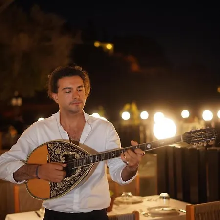 Hotel Icon Sovalye Island