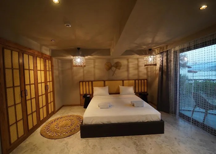 Hotel Icon Sovalye Island