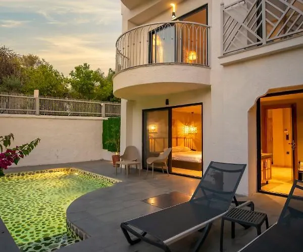 Icon Sovalye Island Hotel