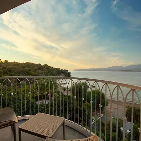 Icon Sovalye Island *