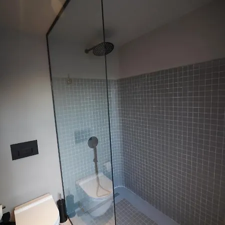 Icon Sovalye Island *