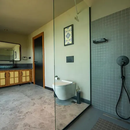 Icon Sovalye Island * 페티예